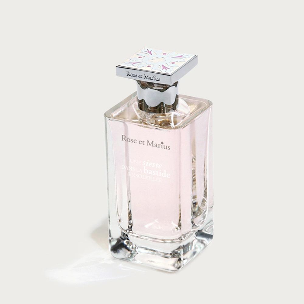 Dovanų rinkinys UNE SIESTE DANS LA BASTIDE ENSOLEILLÉE 100 ml parfumuotas vanduo (EDP) + 35 g aromatinis muilas - THE HOME STORY