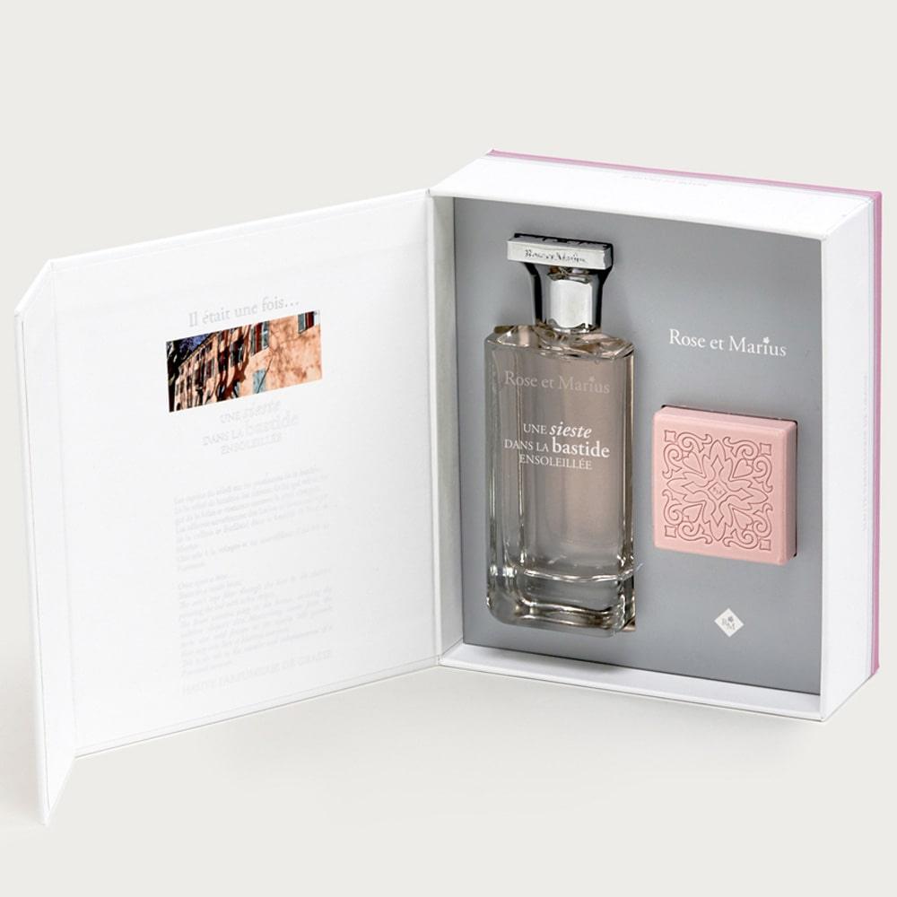 Dovanų rinkinys UNE SIESTE DANS LA BASTIDE ENSOLEILLÉE 100 ml parfumuotas vanduo (EDP) + 35 g aromatinis muilas - THE HOME STORY